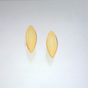 Gold Tiny leaf stud earrings
